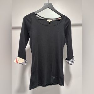 Burberry Check Womens
Size medium
No stains/holes
No pets
Dry clean only